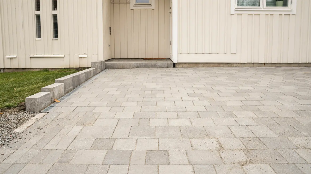 plattlaggning markentreprenor i akersberga stockholm